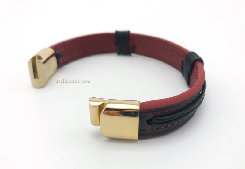 No. B01G-S | Single Personalized Bracelet (Goatskin Lined Interior)